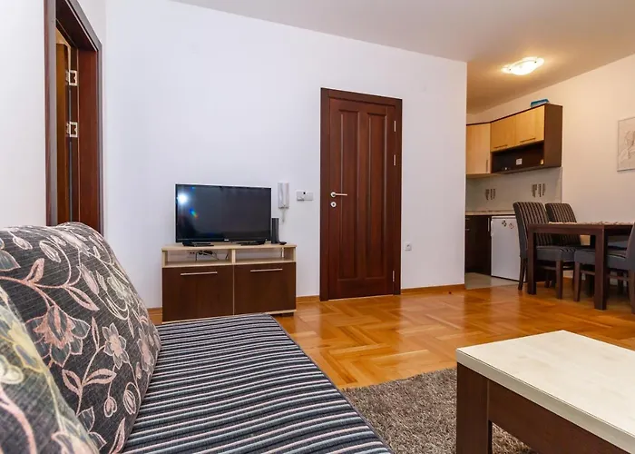 Draguljica Апартаменты *